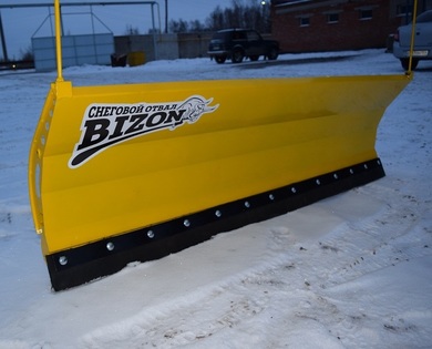 картинка Снеговой отвал BIZON для УАЗ Patriot поворотный
