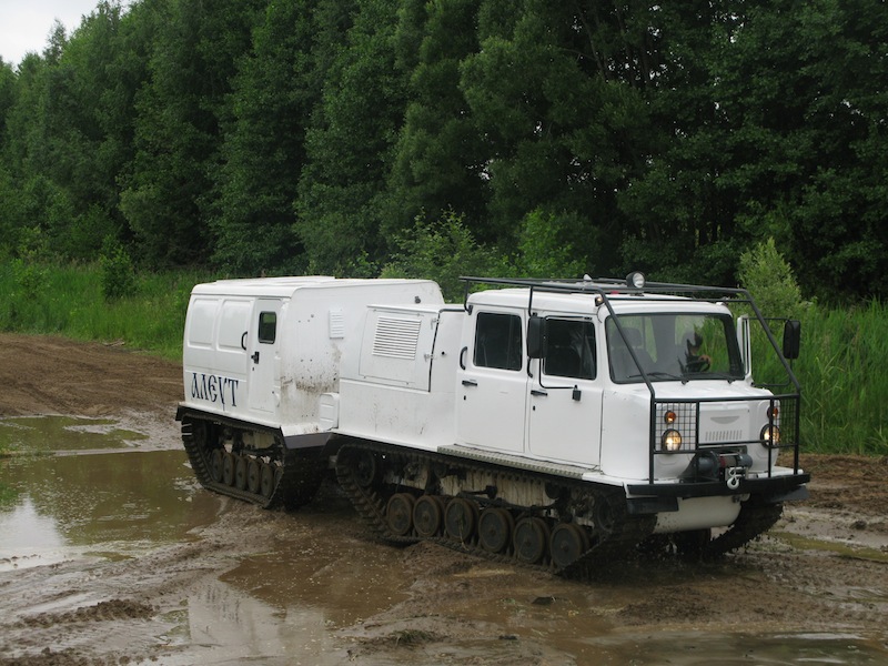 картинка Снегоболотоход гусеничный ГАЗ-3344