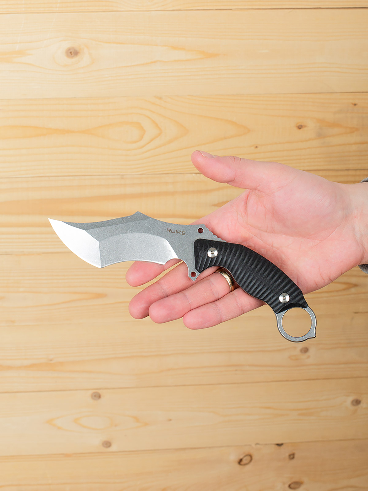 картинка Нож с фиксированным лезвием Ruike F181-B