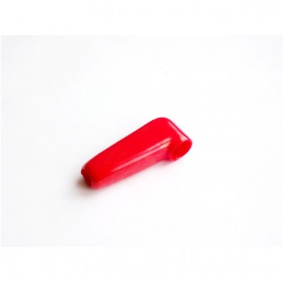 картинка Изолятор из мягкого пластика на клемму силового провода лебедки СТОКРАТ (красный)