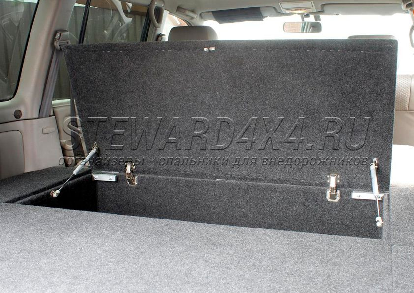 картинка Органайзер (ящик) в багажник Toyota Land Cruiser 105 "Комфорт"