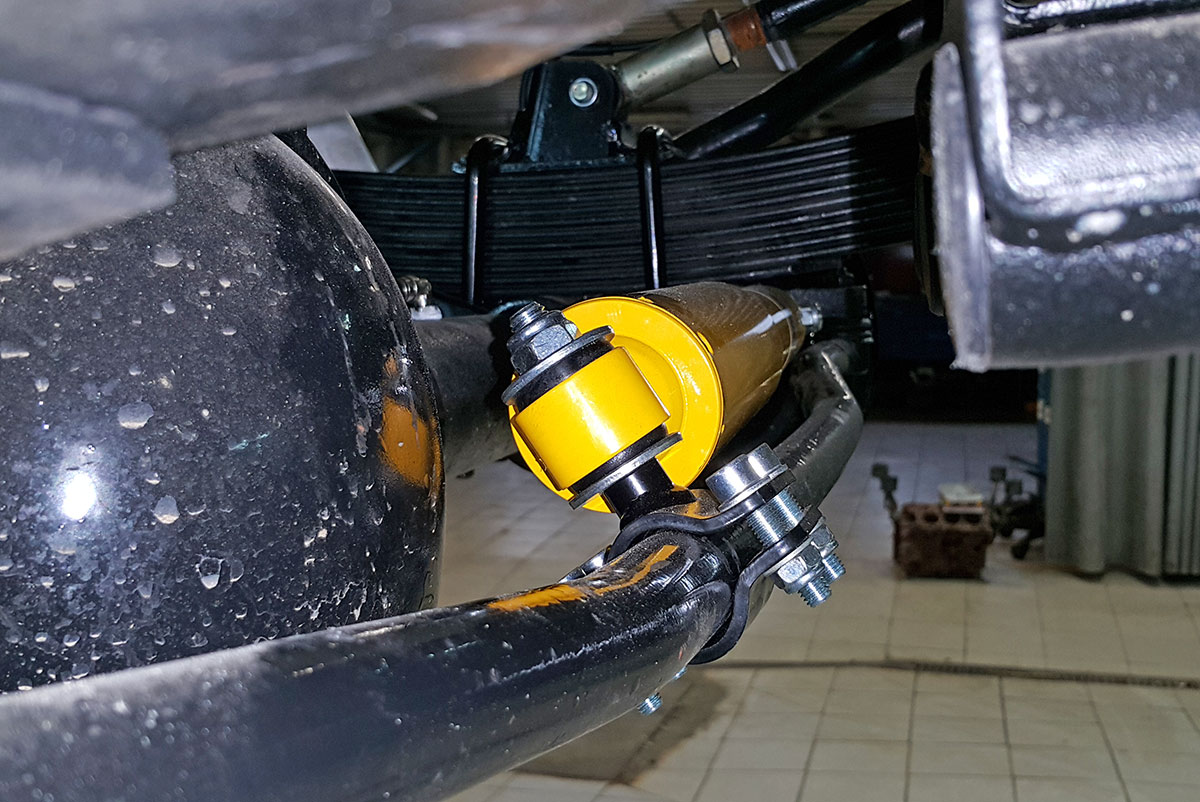 картинка Демпфер рулевой РИФ с кронштейнами для УАЗ Буханка