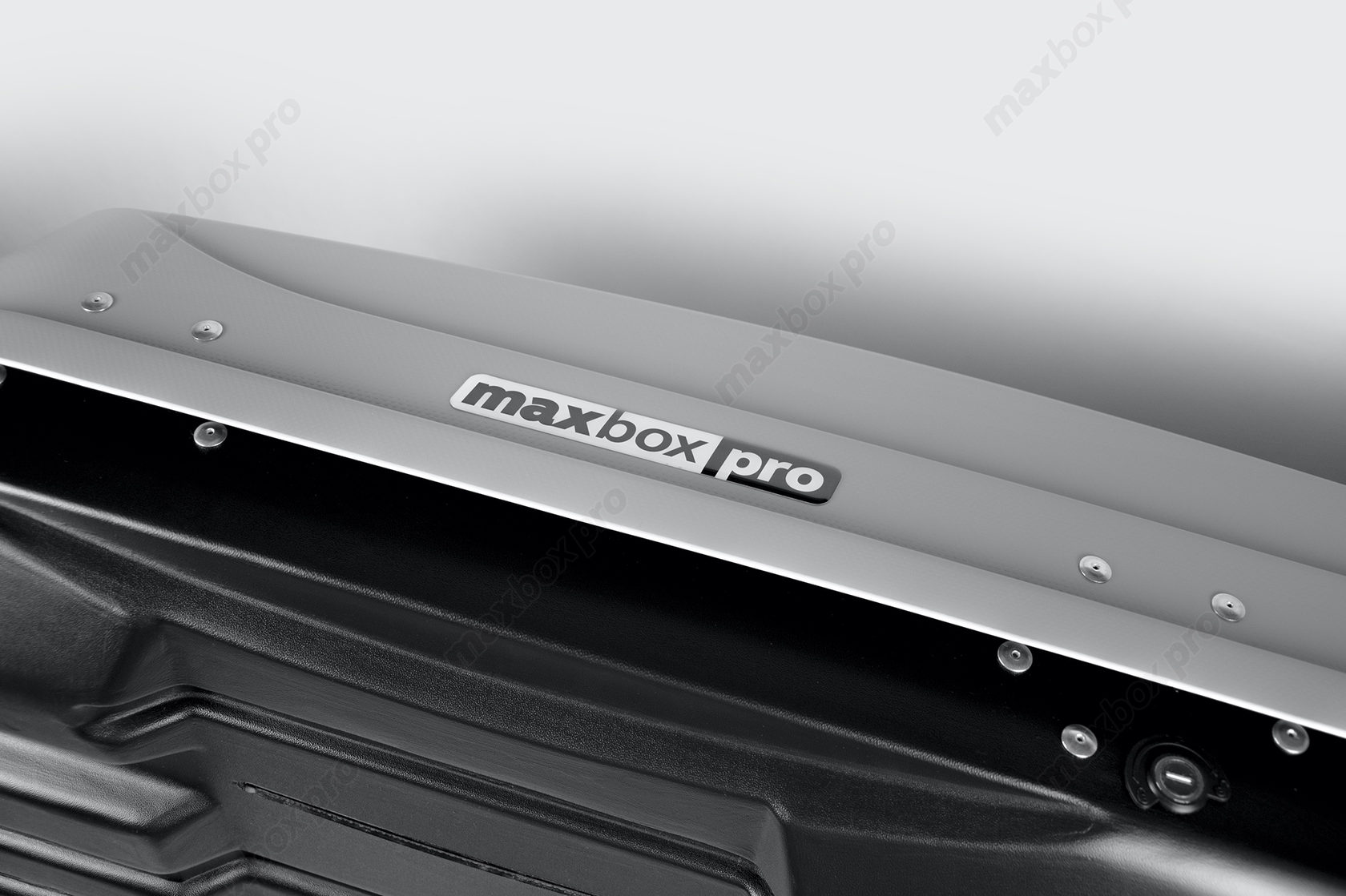 картинка Автобокс MaxBox PRO 460 (средний) карбон серый