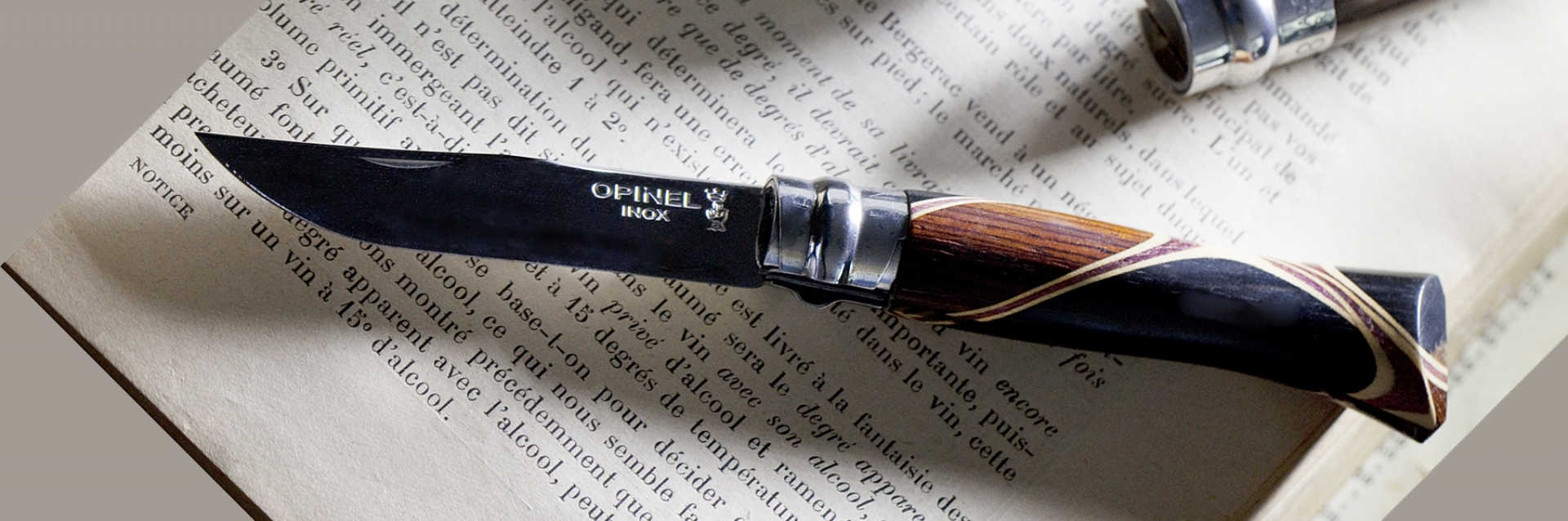 картинка Нож Opinel №8 Chaperon, рукоять африканское дерево, футляр, 001399