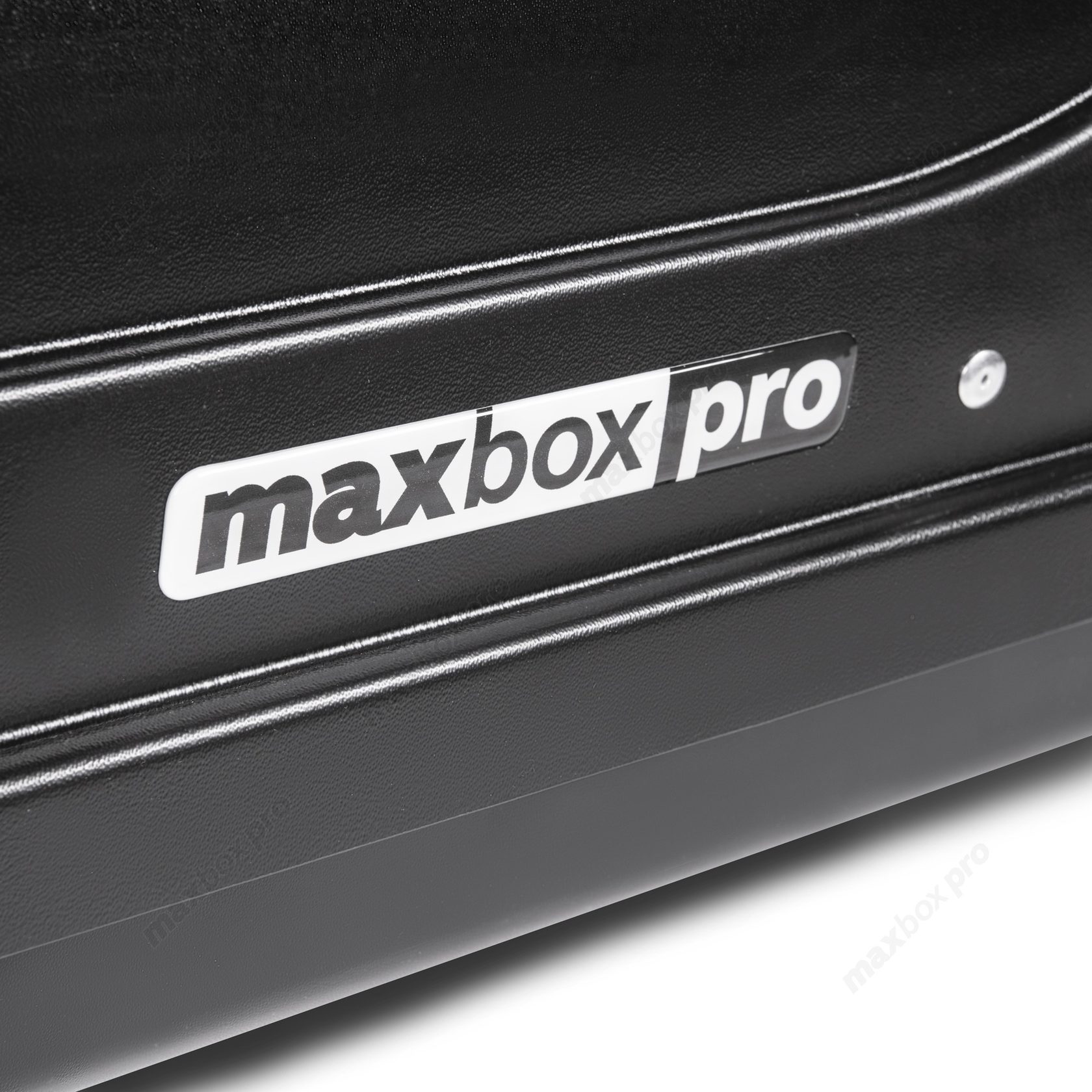 картинка Автобокс MaxBox PRO 460 (средний) черный