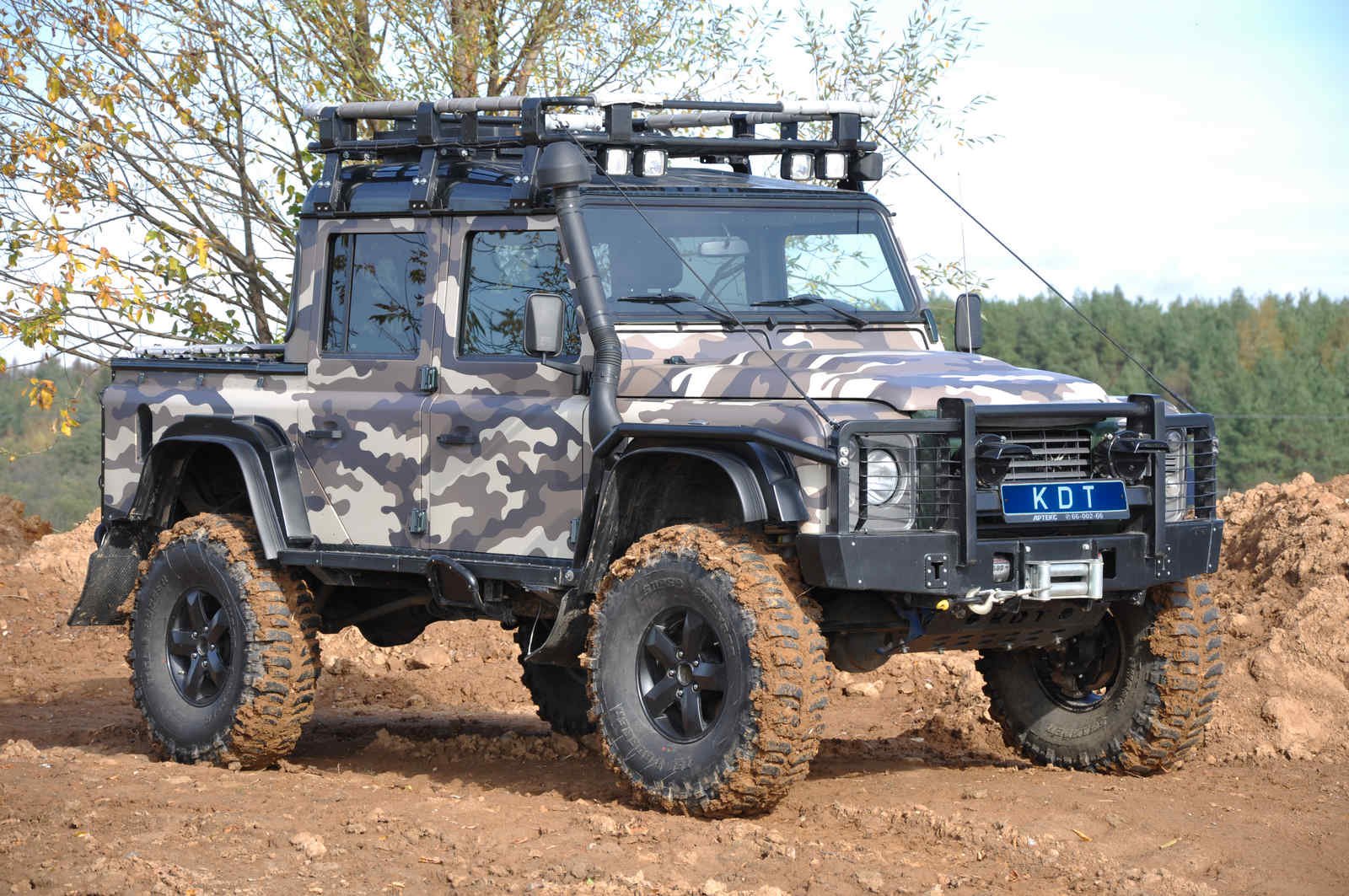 Защита передней оптики KDT для Land Rover Defender 110/90