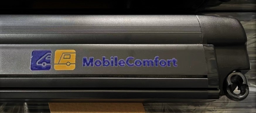 картинка Маркиза MobileComfort M200BD 2 м настенная механическая, корпус чёрный, полотно темно-серое