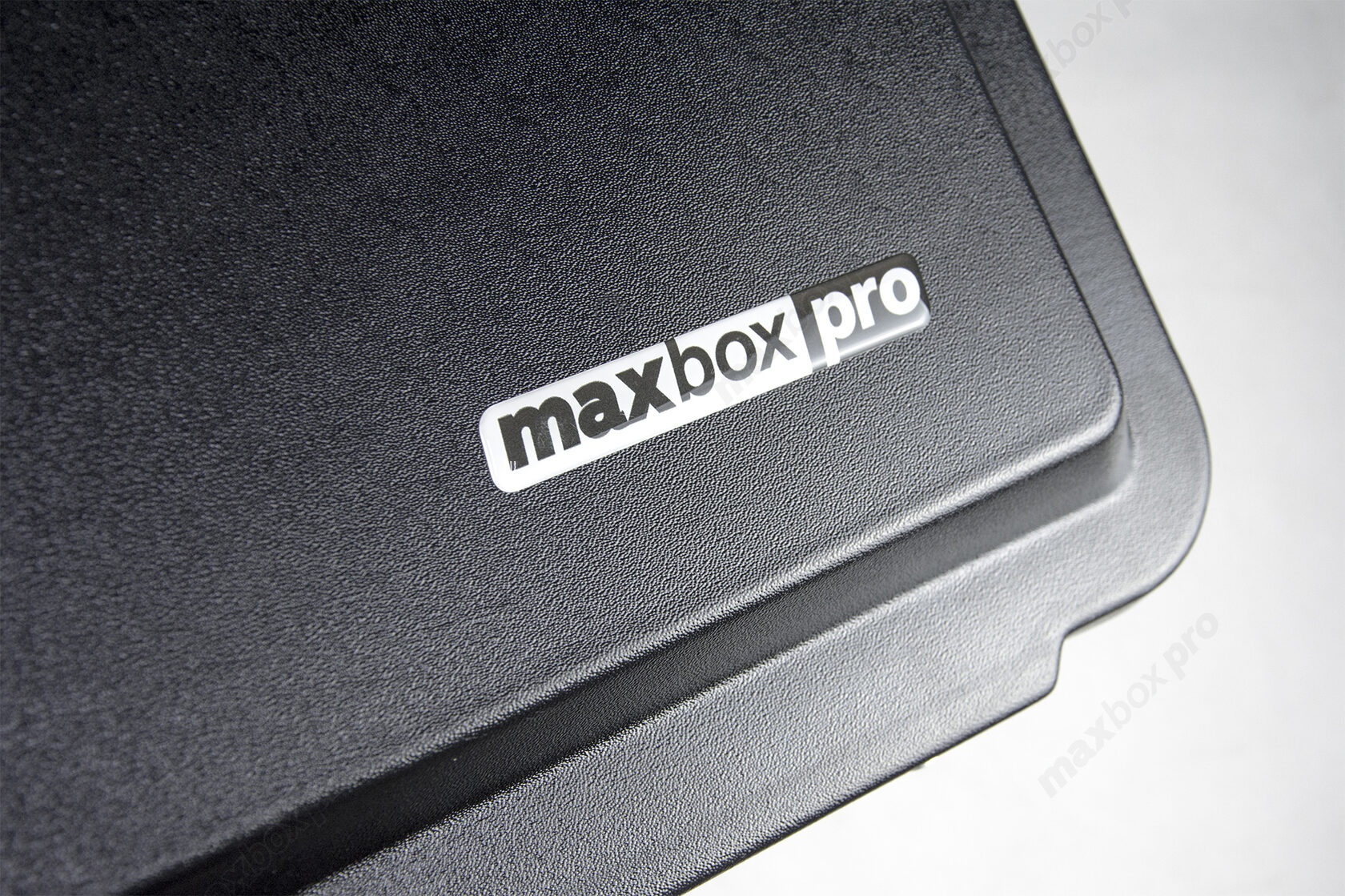 картинка Ящик для грузовика MaxBox PRO 600 инструментальный (77 литров)